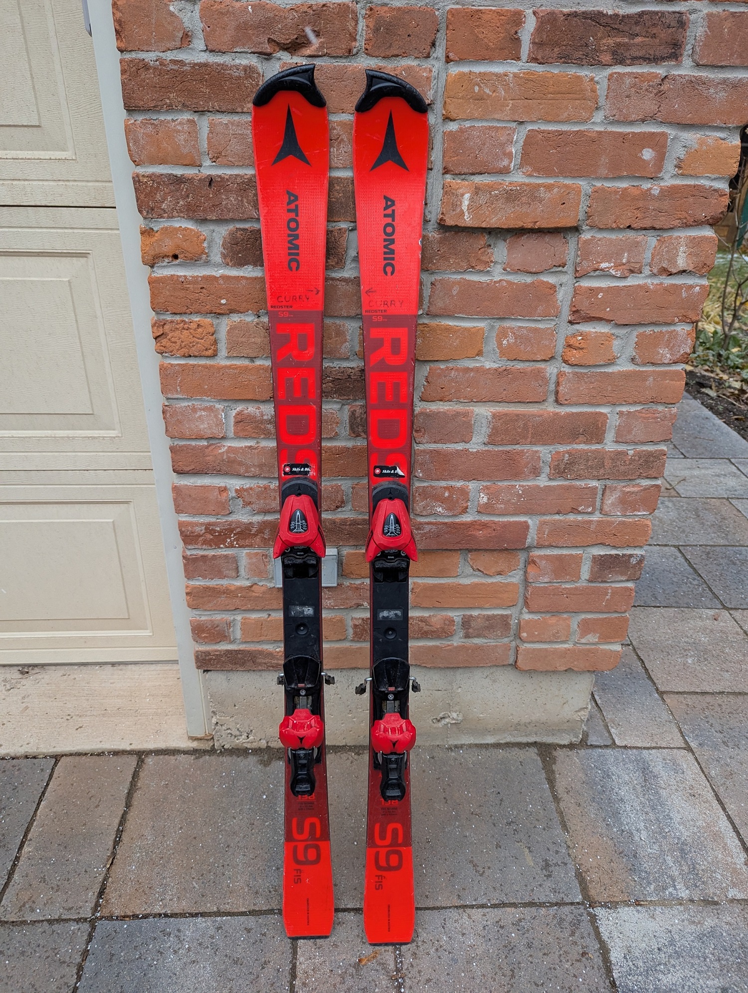 138 Atomic S9 Slalom Skis